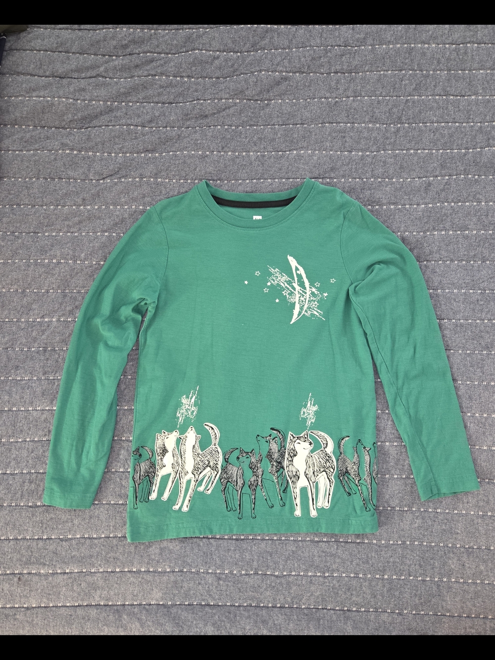 Tea Collection Kids Long Sleeve Graphic Tee in Green with Wolf Design